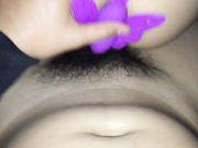 大鸡巴哥酒店双飞两个制服妹子