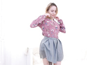 年轻的白嫩淫穴少女被继父大鸡巴后入暴插