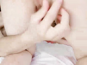 小乔带姐妹下海直播挑逗男主鸡巴各种嗨插