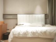 大长腿外围20岁艺术系学生主动抬臀鸡巴后入