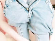 价钱有点贵的快餐豪哥1500约炮极品白嫩粉逼零零后艺校兼职妹逼太紧几分钟就把哥搞射了