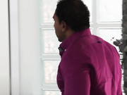 火辣金发宝贝琳娜·尼尔森 确保她的客户会喜欢她提供的产品