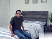 “我希望你把你所有的精液都放进我的肚子里”瑞秋·卡瓦利告诉继子