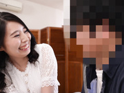 [CHERD-091] 「初めてがおばさんと生じゃいやかしら？」童貞くんが人妻熟女と最高の筆下ろし性交 河波れみ - 1of5