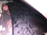 国产剧情演绎 穿着花裙子的妈妈在沙发上午睡被儿子偷偷扒裤衩强行插入操醒 不行 儿子你不能这样