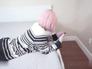 小姐姐不耐烦的教我自慰，却导致我内射她小穴并让她爱上我鸡巴的味道