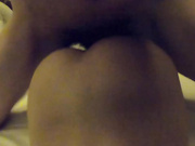 精品推薦 酒店開房真實約戰極品172CM長腿S級健身房私人教練 穿著黑絲扛腿猛烈抽插 無套顏射吃精 720P高清原版