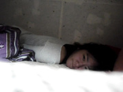 大四情侣出租屋內没事玩自拍 妹纸身材不錯動作很猛 口活超厲害