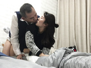 某站最新流出作品-寶刀未老公公與漂亮兒媳偷情 無套後入不停懟操浪叫不斷 完美露臉 1080P高清無水印