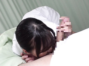 [MMGH-006] フェラチオしてくると噂の美人看護師 岡本莉里 - 1of5
