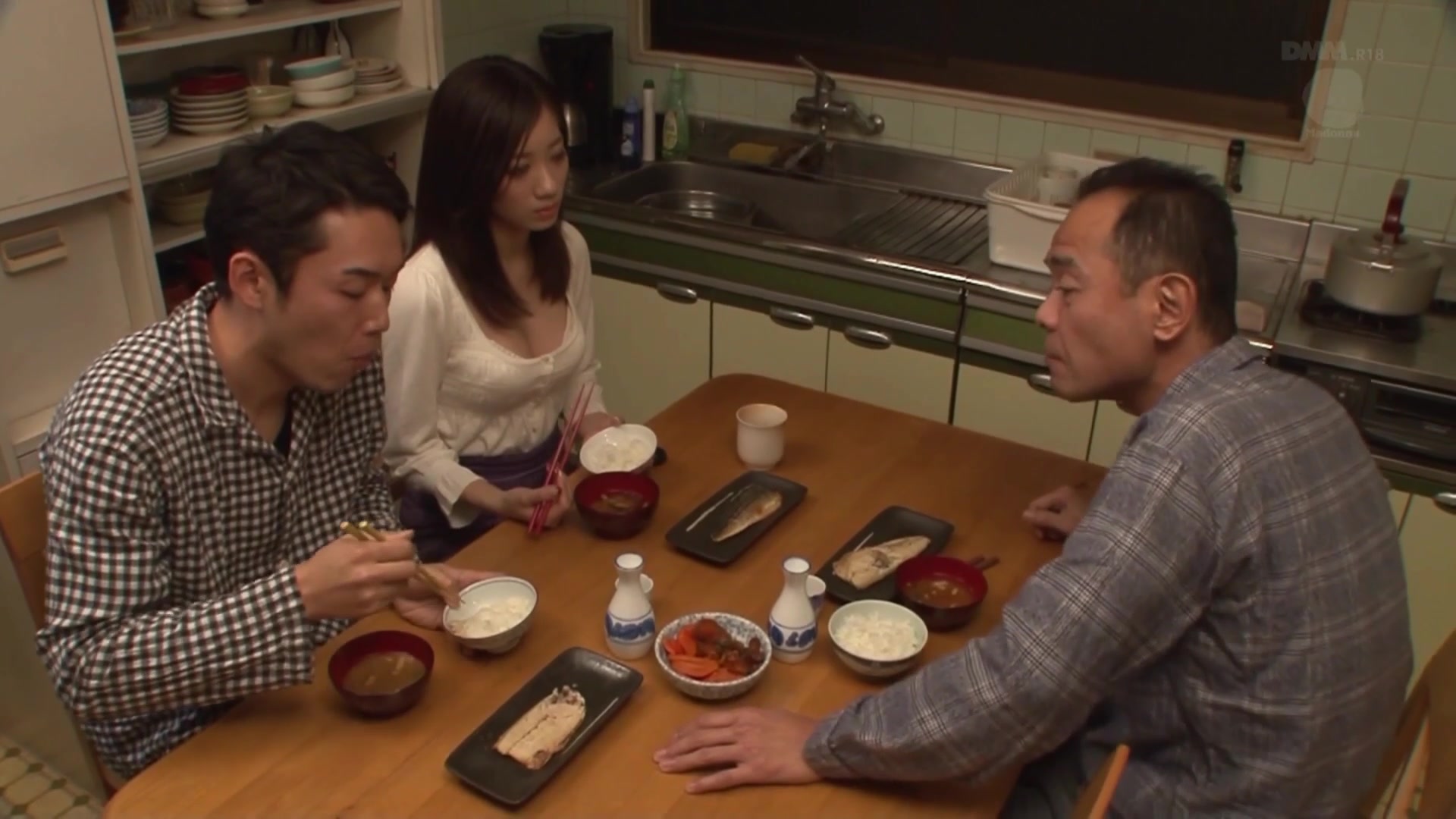 [JUX-598] ヤラしい義父の嫁いぢり お義父さん、もう許して下さい… 東凛 【破解】 - 1of5