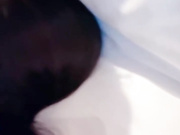 【真实原创】哄骗妹妹闺蜜出来逛街买衣服，商场里大庭广众下就抠逼，接着带回酒店穿上制服调教，捆绑爆操后内射她的白虎嫩穴