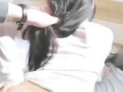 单位领导约炮老公出差的女下属❤️老公不在家去她家里操她