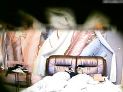 主题酒店羽毛房偷拍-气质漂亮的美女好像是被男友骗到酒店后要啪啪,美女不同意,左哄右骗最终还是没逃掉被爆操内射!