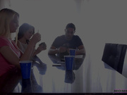 妈妈布兰迪·爱教女儿们性爱艾丽·雷&金米·格兰杰4p