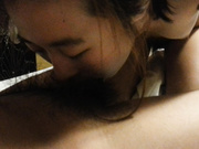 淫蕩女口交嫻熟還玩深喉