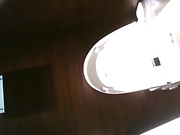 美女如云的餐厅坐厕第20季多角度偷拍可爱美眉的小肚腩肉肉的