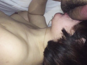 海南骚熟妇，口活好到爆，吞精的样子好淫荡