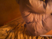 狗爷雪夜城中村嫖妓赶上小姐们在吃宵夜花多眼乱不知选哪个有小姐调侃他双飞四飞