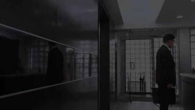 前台小姐湿了的丝袜裤 香椎梨亚