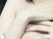 高颜值中韩混血美女自摸和男友激情啪啪自拍诱人呻吟福利视频