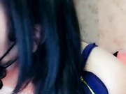 制服情趣海绵体宝宝露脸诱惑，身材不错骚逼粉嫩，双指抠逼激情水还真不少，精彩不要错过