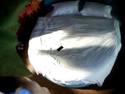 学校附近情侣酒店刚拔完火罐的妹子和男友开房六九玩逼妹子被拍了两下很不高兴