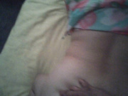 单身小伙找村里留守妇女熟女鸡泄欲她丈夫已回来还出来接客阴道干涩用沐浴露做润滑干的床咔吱响内射