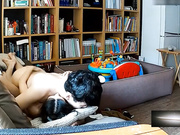 真实偷拍-90后年轻小夫妻正看着电视突然男的把美女扑倒要肏逼,在沙发上扒光衣服啪啪,被客厅摄像头偷拍外泄!