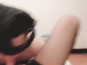 高颜值性感TS饭冰冰，大大屌被乖奴舔的好舒服 妈妈的鸡巴好吃吗，啊 ~好爽啊，妈妈想操你啦！