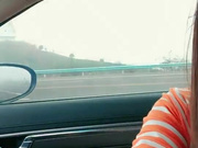 极品粉嫩馒头一线逼美女和炮友户外席地野战完再到车上车震