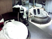 水滴摄像头偷拍情趣酒店豪华套房年轻小情侣啪啪