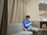 小宝寻花高颜值牛仔短裤萌萌妹子，镜头前口交穿上黑丝，上位骑乘猛操呻吟娇喘_ev