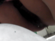 潜入偷拍很有韵味的黑衣少妇 难得的极品