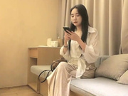 小宝寻花第二场约了个性感大长腿妹子啪啪，互摸舔弄口交抬腿侧入大力猛操_ev