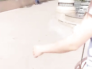 网友自拍情景剧美女欠钱不还被逼肉偿