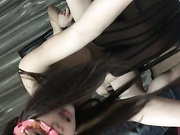 【丝袜美腿系列】极品美乳黑丝披肩女神胯下裹屌 椅子上无套抽插各种操 叫床好骚好浪 口爆吞精 高清无水印