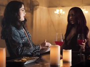 两个性感的小女孩舔舐对方的小肉穴