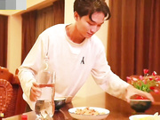 国产剧情AV 表哥被捕入狱 嫂子酒后乱性