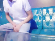 KTV包间玩公主御姐范大长腿沙发上抠穴暴插