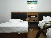 约少妇啪啪扣穴深喉硬了骑乘抬双腿抽插猛操