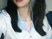 无毛小萝莉鲍鱼骚穴被大黑牛自慰骚穴白浆流出