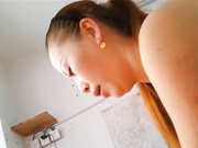 喜欢成熟鸡的嫖客招了一位犀利熟女鸡高跟黑网袜露脸一边干一边聊天方言对白