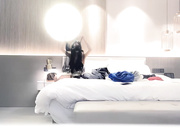 小宝寻花约白色长裙漂亮妹子舌吻调情上位骑坐