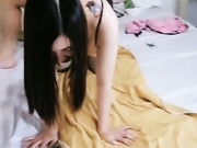 风骚的熟女伺候大鸡巴露脸黑丝情趣深喉口交