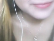 宅男撸管福利童颜巨乳美眉玩逼逼这奶子漂亮得不敢相信是真的