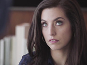 痴迷于肛交的斯宾塞忍不住诱惑她的老板