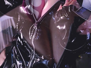 凉凉子—杀生院漆皮女仆